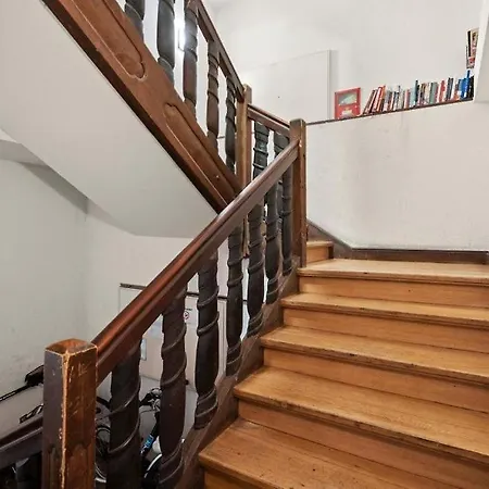 Cityapartments Im Aeltesten Haus Von דירה *