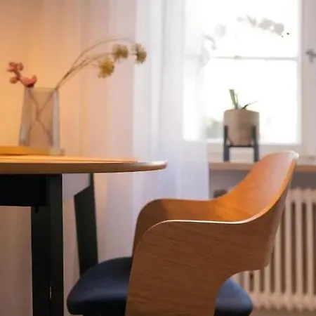 Cityapartments Im Aeltesten Haus Von