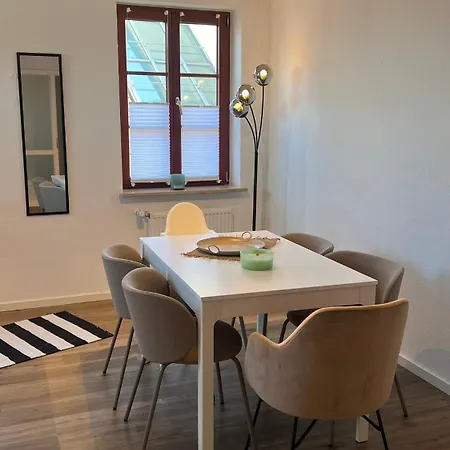 דירה Cityapartments Im Aeltesten Haus Von ראפנסבורג