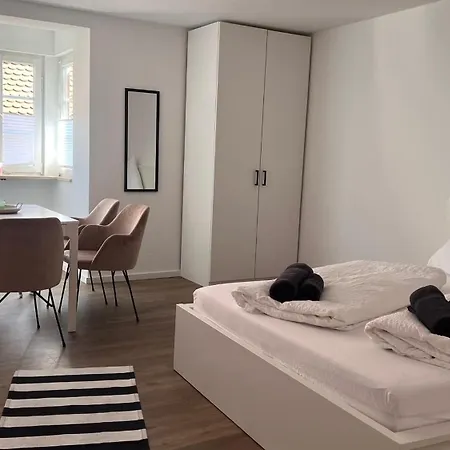 Cityapartments Im Aeltesten Haus Von