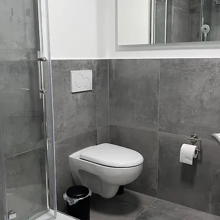 Cityapartments Im Aeltesten Haus Von דירה