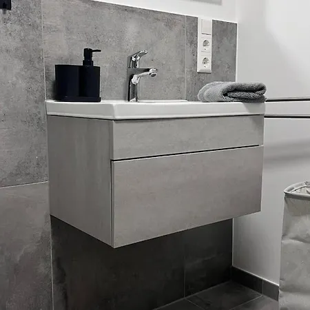 Cityapartments Im Aeltesten Haus Von דירה