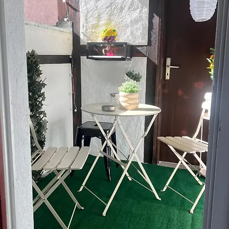 דירה Cityapartments Im Aeltesten Haus Von ראפנסבורג