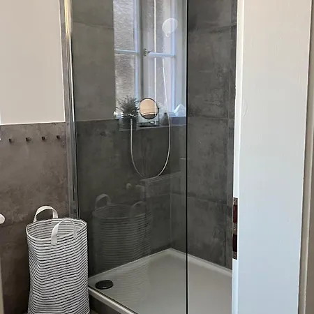 Cityapartments Im Aeltesten Haus Von